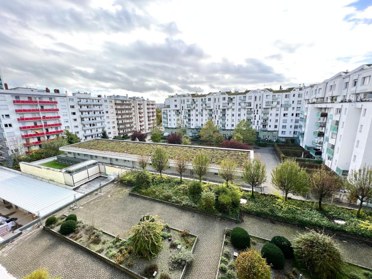 Modernes Apartment Mit Stil In City Lage Karlsruhe Exteriér fotografie